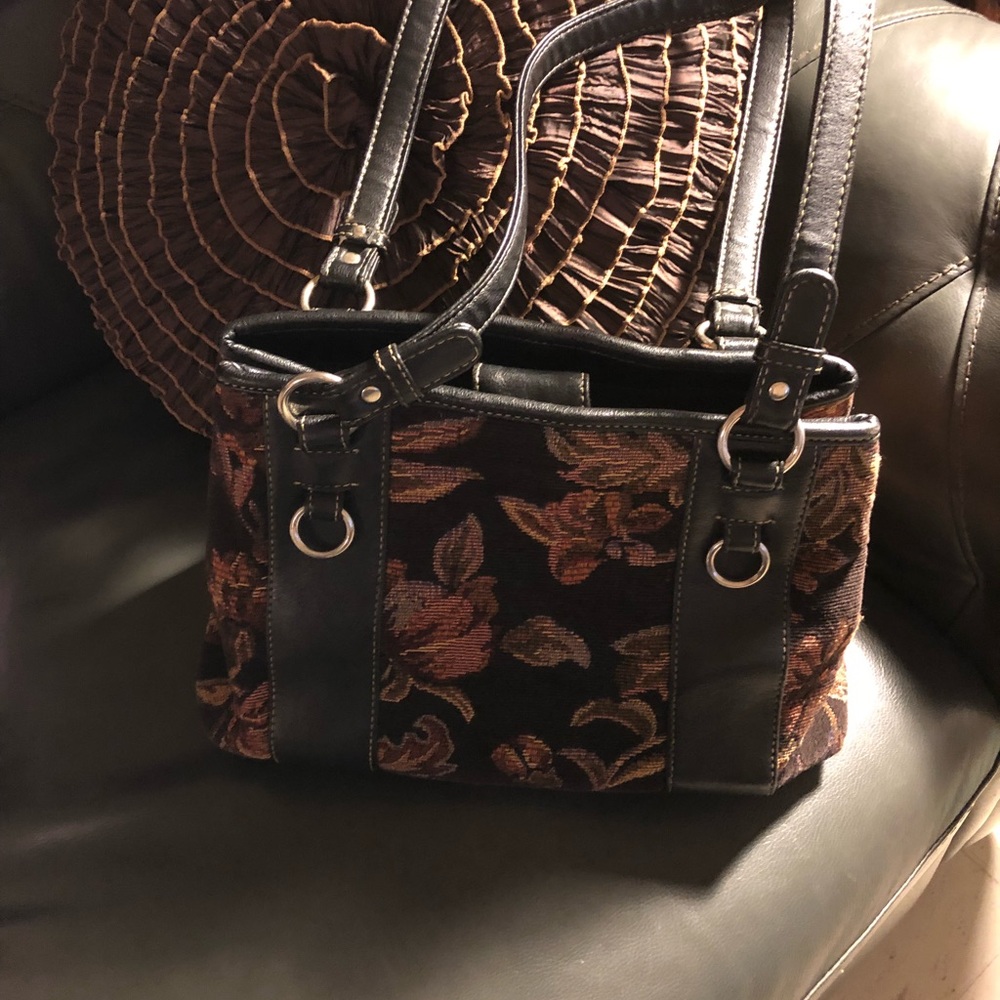 Handbag - Picture 6 of 7